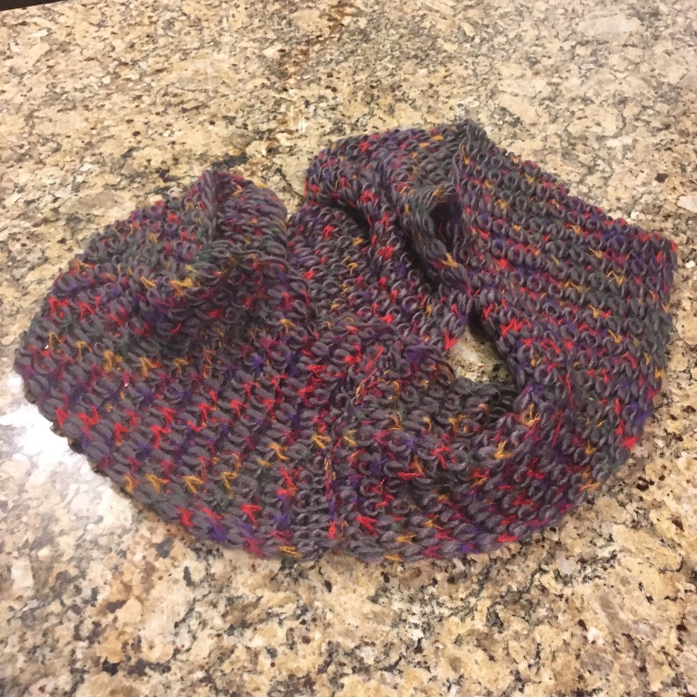 Infinity Scarf - Picture 3 of 3